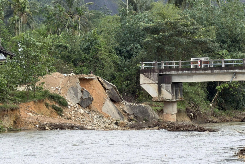 Cần sớm khơi thông sông Tả Trạch để đảm bảo an toàn cho người dân -0
