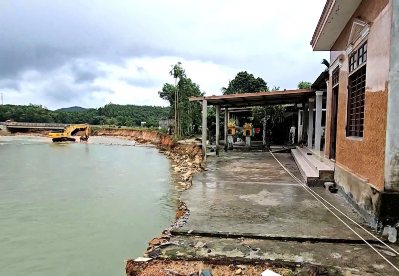 Cần sớm khơi thông sông Tả Trạch để đảm bảo an toàn cho người dân -0