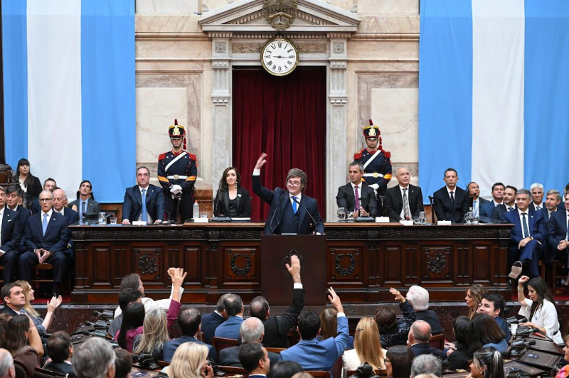 Ván cược mạo hiểm của Tổng thống Argentina -3