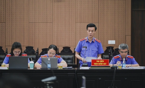 Cựu Thứ trưởng Hoàng Văn Thắng bị đề nghị mức án từ 4 đến 5 năm tù -0