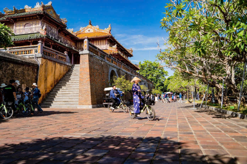 Bài 4: Những điểm đến nổi tiếng của thế giới không tiếng động cơ -0