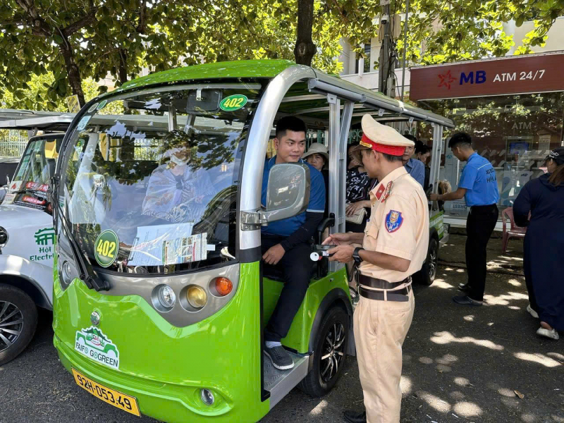 Bài 4: Những điểm đến nổi tiếng của thế giới không tiếng động cơ -0