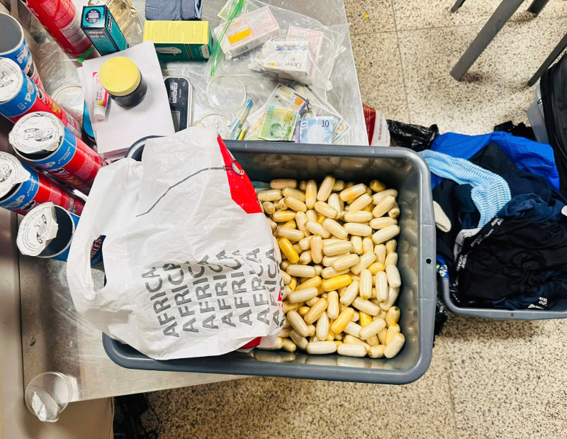 z7587253037236_09a3976beab9e2e2a7f7a5b4a4fca5cf.jpg -0