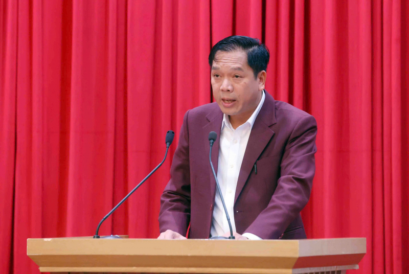 z7679064406442_7f3f8d2f2315cacfb1e9ce6bbf6bb9a2.jpg -1