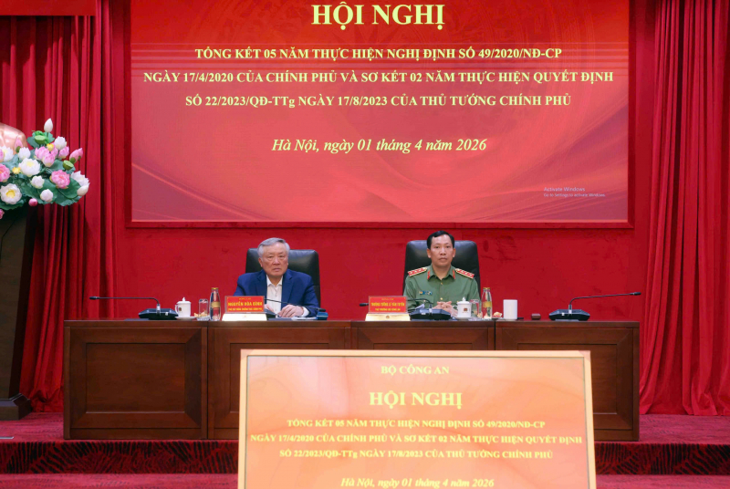 z7679064544641_9635fefef9978f8a540f9aa12b0ce223.jpg -0