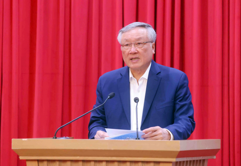 z7679100054607_ec39536b22d202f09ed6e7526b3bc1a7.jpg -0