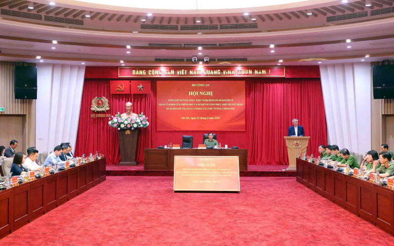 z7679100071144_0d062535a97d113fc4e2363655ec3314.jpg -0