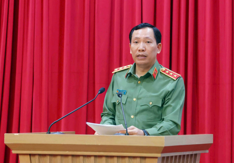 z7679206242500_932e5d662556d2fb632f6be6528d0978.jpg -0