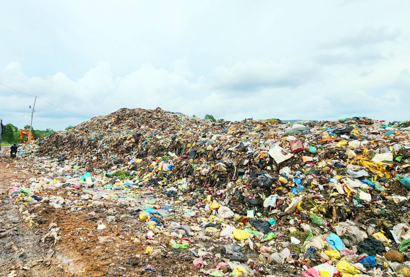 Xử lý các vấn đề tồn đọng tại các bãi rác ở An Giang -0