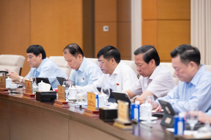 Quốc hội, Ủy ban Thường vụ Quốc hội tăng cường giám sát chuyên đề -1