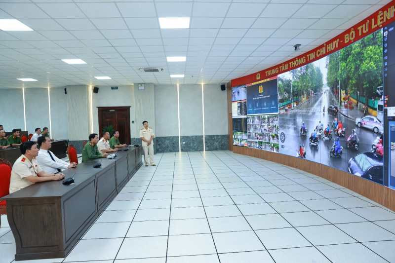 Xây dựng lực lượng tham mưu Cảnh vệ chuyên sâu, tinh, gọn, mạnh, đáp ứng yêu cầu, nhiệm vụ trong kỷ nguyên mới -2