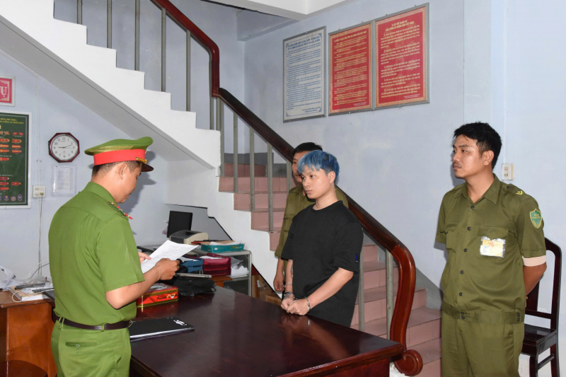 Khởi tố đối tượng “giăng bẫy” đổi ngoại tệ, chiếm đoạt tài sản -0