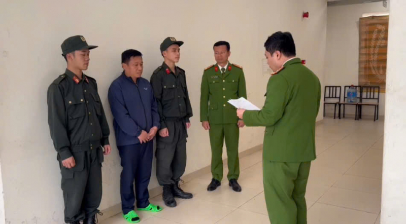 z7684112710132_85c765674b42d30cd747fa404463f823.jpg -0