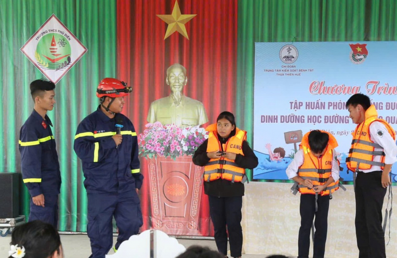 Cảnh báo gia tăng tai nạn đuối nước thương tâm ở trẻ em vào mùa nắng nóng -0