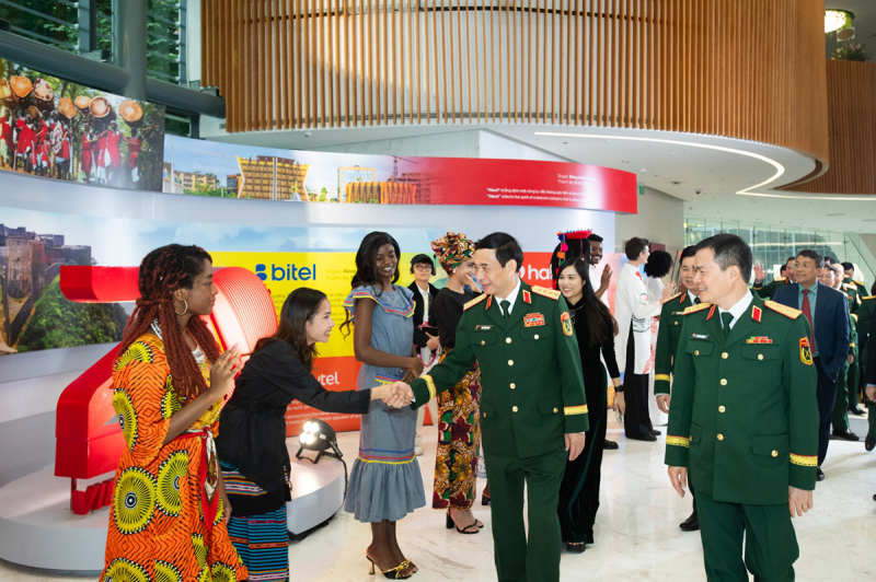 Điều chưa ai biết đằng sau hành trình tỷ đô của Viettel ở thị trường nước ngoài -0