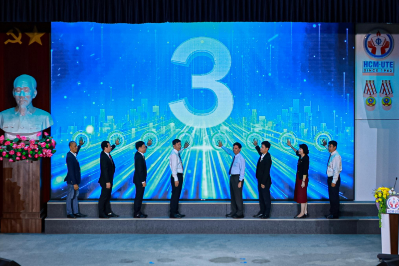 TP Hồ Chí Minh phát động cuộc thi thiết kế vi mạch cho đô thị thông minh -0