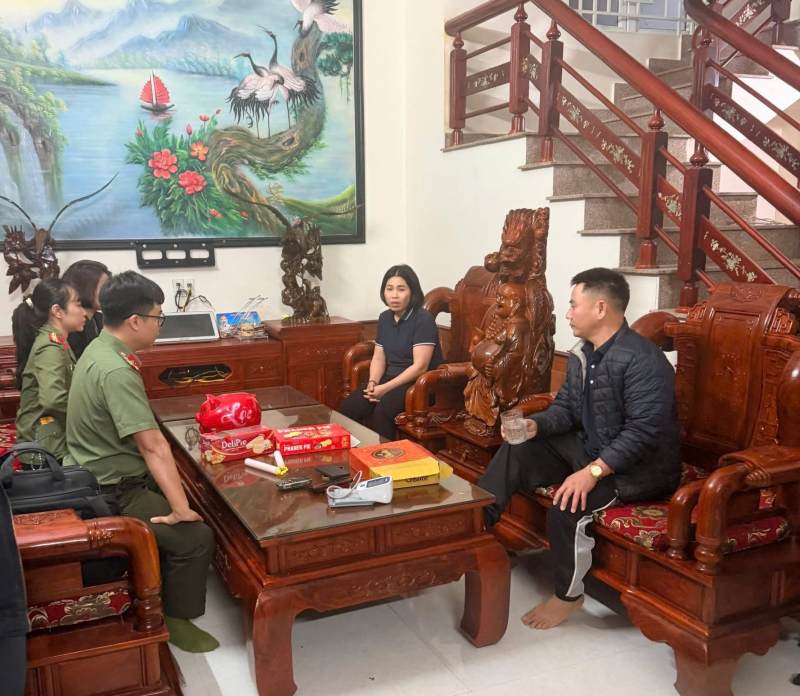 Thứ trưởng Phạm Thế Tùng gửi thư khen Cục Quản lý xuất nhập cảnh triệt phá đường dây tổ chức cho người khác trốn đi nước ngoài -0