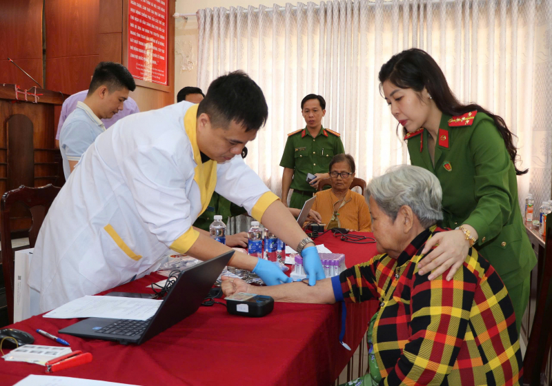 An Giang thu nhận mẫu ADN thân nhân Liệt sĩ chưa xác định danh tính -0