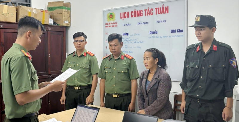 Công an TP Cần Thơ triệt phá đường dây đưa tàu cá và ngư dân sang nước ngoài khai thác hải sản trái phép -0