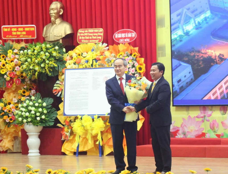 Công bố Quyết định của Thủ tướng về việc chuyển Trường Đại học Trà Vinh thành Đại học Trà Vinh -0