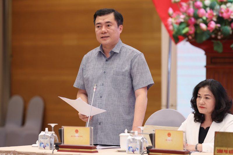 Điều hành lãi suất và cung ứng điện mùa hè như thế nào? -0