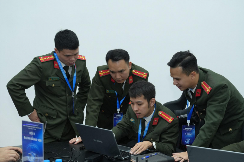 Xây dựng, phát triển lực lượng chuyên trách bảo vệ an ninh mạng -0