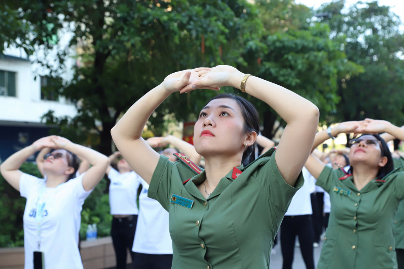 Y tế phải đi trước một bước - đến với người dân khi họ còn khỏe -7