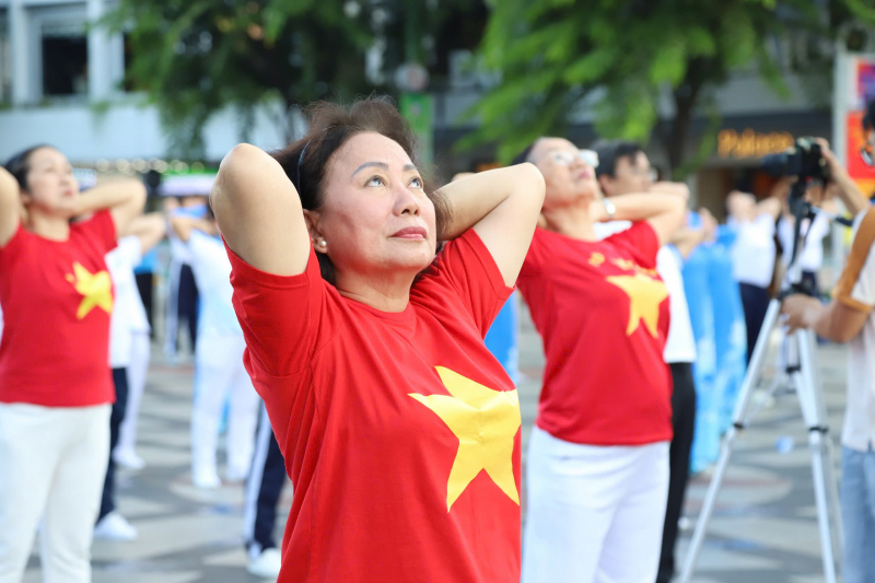 Y tế phải đi trước một bước - đến với người dân khi họ còn khỏe -8