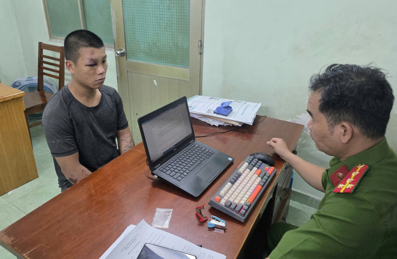 Bắt khẩn cấp đối tượng đánh người can ngăn sau va chạm giao thông -2