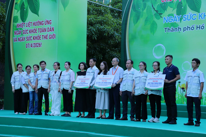 “Túi y tế thông minh” – khi công nghệ chạm đến từng gia đình -0