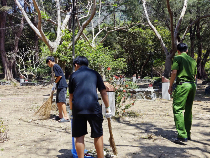 Côn Đảo: Giúp học sinh chưa ngoan chuyển biến nhận thức từ hoạt động tri ân -0