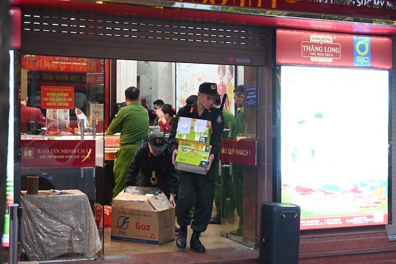 Khởi tố Tổng giám đốc Bảo tín Minh Châu cùng con trai gây thiệt hại cho ngân sách Nhà nước 150 tỷ đồng -0