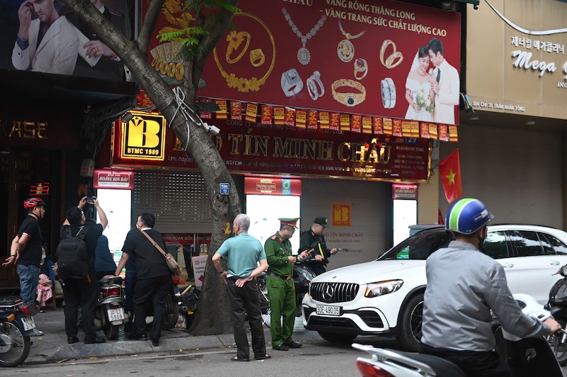 Khởi tố Tổng giám đốc Bảo tín Minh Châu cùng con trai gây thiệt hại cho ngân sách Nhà nước 150 tỷ đồng -1