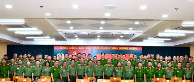 Nâng cao hiệu quả công tác điều lệnh, quân sự, giữ vững kỷ cương, kỷ luật trong CAND -0