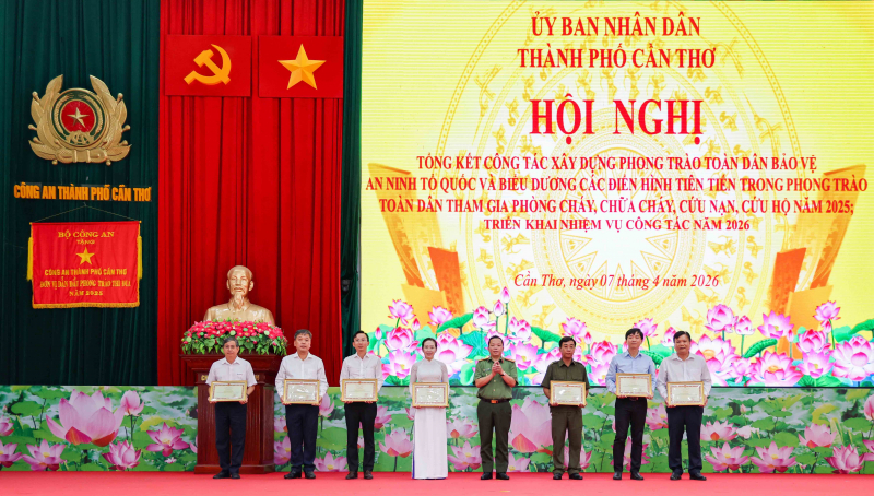 Lan tỏa sức mạnh toàn dân trong giữ vững bình yên TP Cần Thơ -0