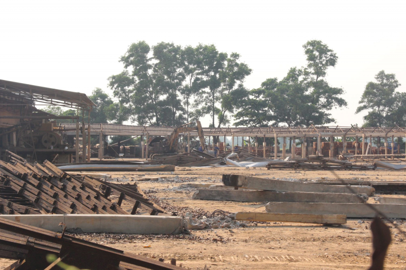 Huế: Buộc chấm dứt hoạt động, tháo dỡ nhà máy sản xuất gạch nằm bên trường học gây ô nhiễm suốt nhiều năm -0