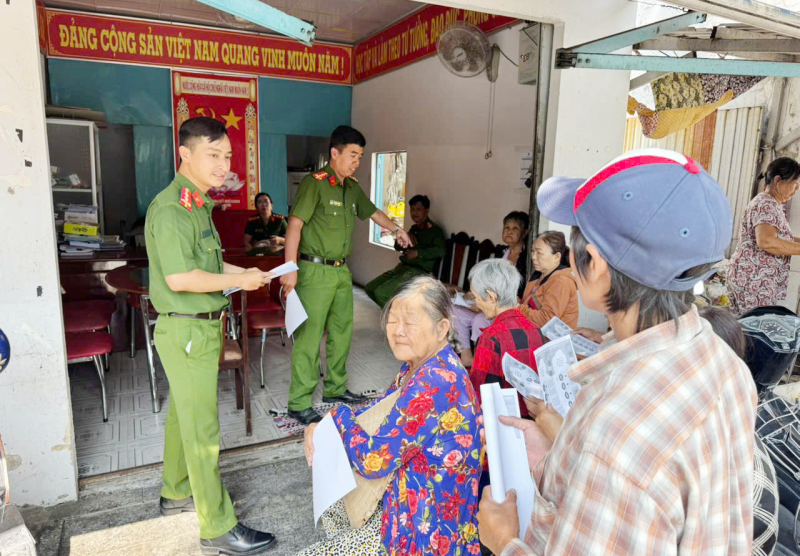Cà Mau tăng cường phòng chống cháy nổ trong mùa nắng nóng -0