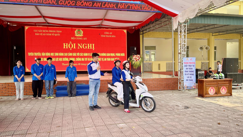 Dựng ‘lá chắn’ an toàn cho học sinh -0