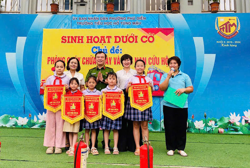 Tăng cường tuyên truyền PCCC cho học sinh tiểu học: Nền tảng xây dựng ý thức an toàn từ sớm -0