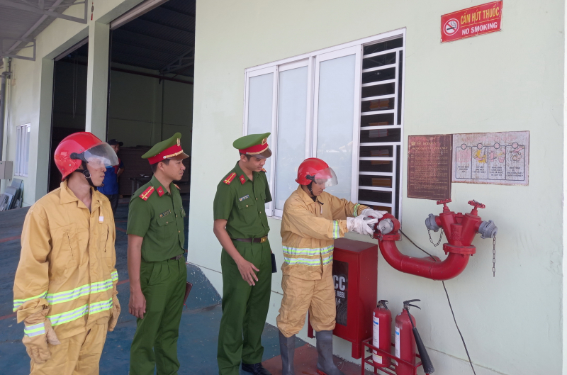 Siết chặt phòng cháy tại các Khu công nghiệp phía Đông Đắk Lắk -0