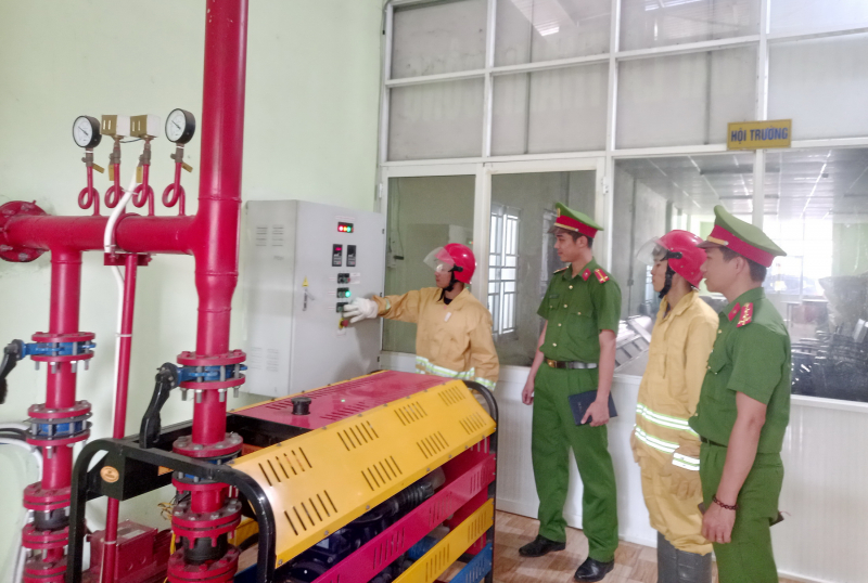 Siết chặt phòng cháy tại các Khu công nghiệp phía Đông Đắk Lắk -0