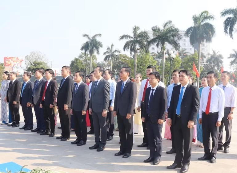 Kỷ niệm 119 năm Ngày sinh Tổng Bí thư Lê Duẩn -0