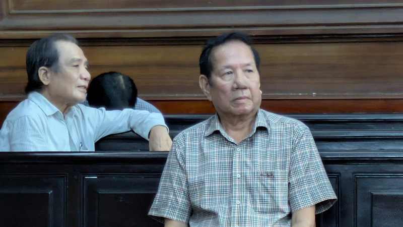 Xét xử vụ phù phép “biến” đất công thành đất tư -0