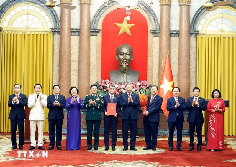 Tổng Bí thư, Chủ tịch nước chủ trì hội nghị công bố các quyết định đối với Chính phủ -0