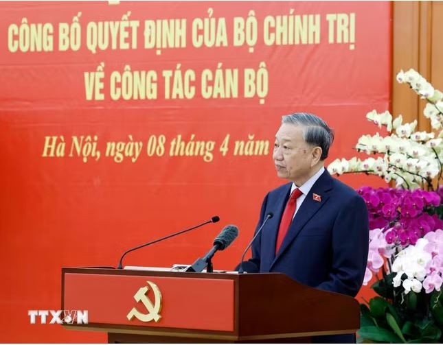 Trao quyết định bổ nhiệm Trưởng ban Tổ chức TW và Chánh Văn phòng TW Đảng -0