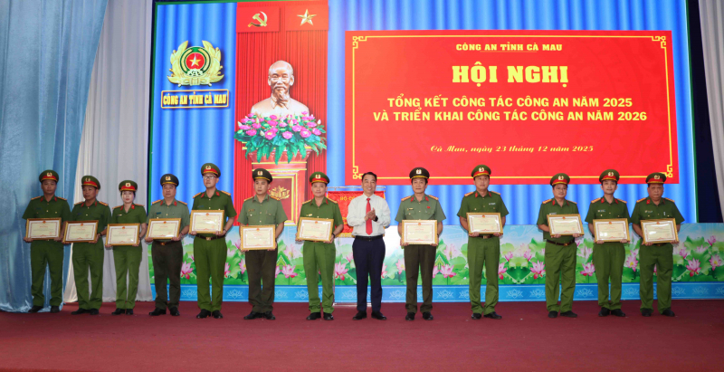 Tăng cường các giải pháp phục vụ tốt nhất nhu cầu của người dân và doanh nghiệp -0