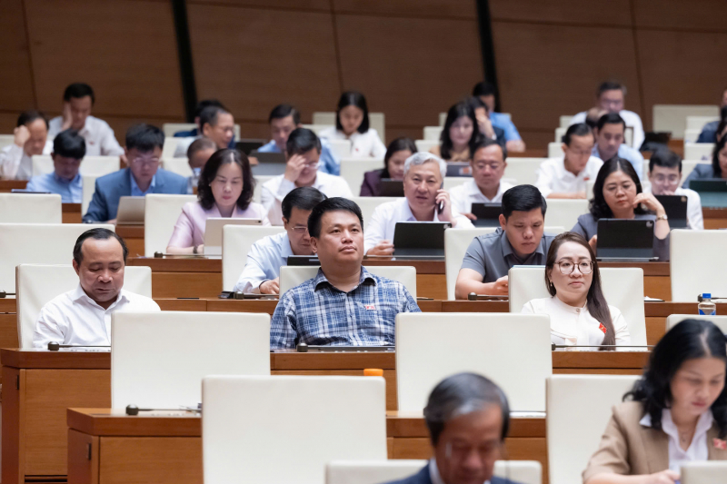 Thông cáo báo chí số 05 Kỳ họp Quốc hội thứ Nhất, Quốc hội khóa XVI -1