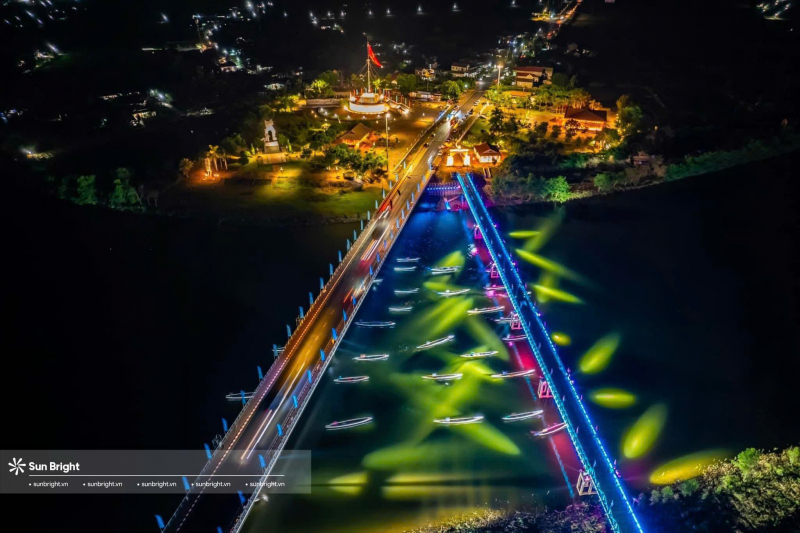 Lễ hội Vì hòa bình từ ký ức đến tương lai bên đôi bờ Hiền Lương-Bến Hải -0