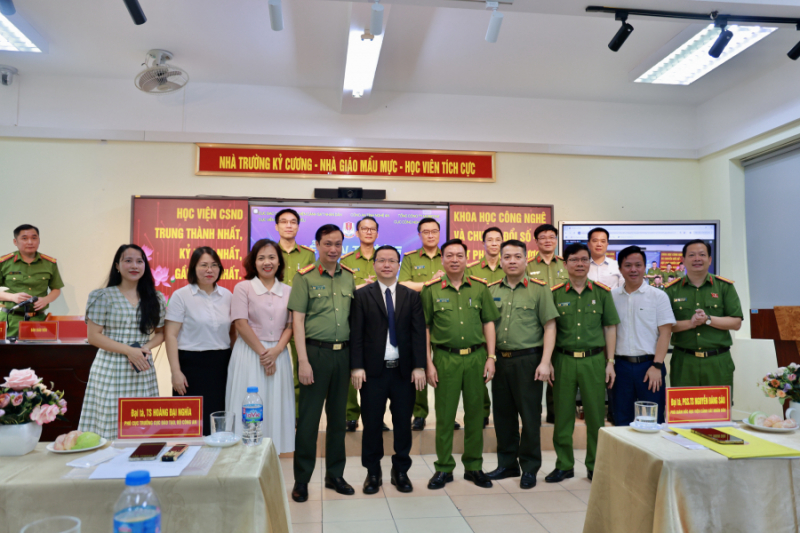 Học viện CSND khai trương phòng học trực tuyến đầu tiên kết nối với Công an địa phương -0