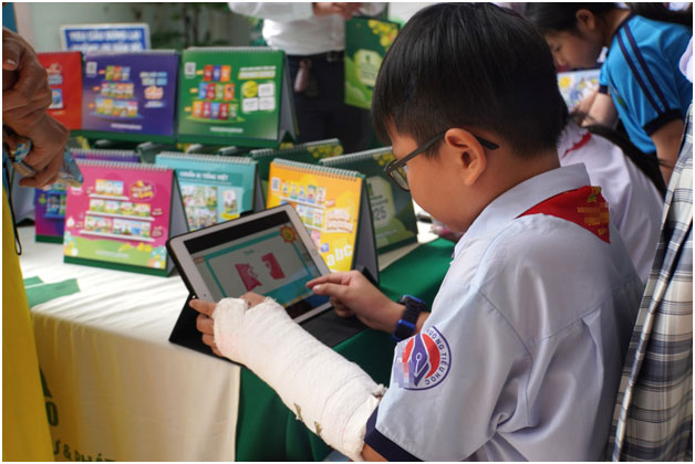 Sách giáo khoa điện tử không được chèn quảng cáo và hiện thị các liên kết độc hại -0